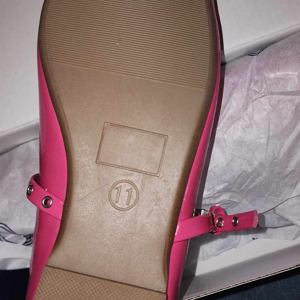 Pink Patent Leather Flats - Picture 8 of 11